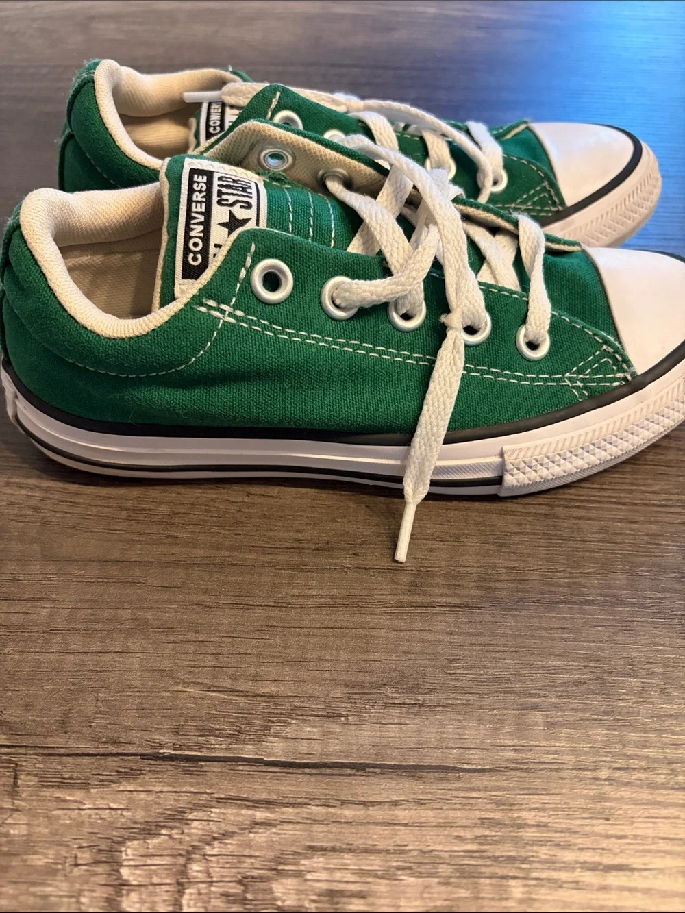 Converse Kids Green Low-Top Canvas Sneakers with White Laces